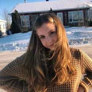 Meet your Posher, Lory-ann